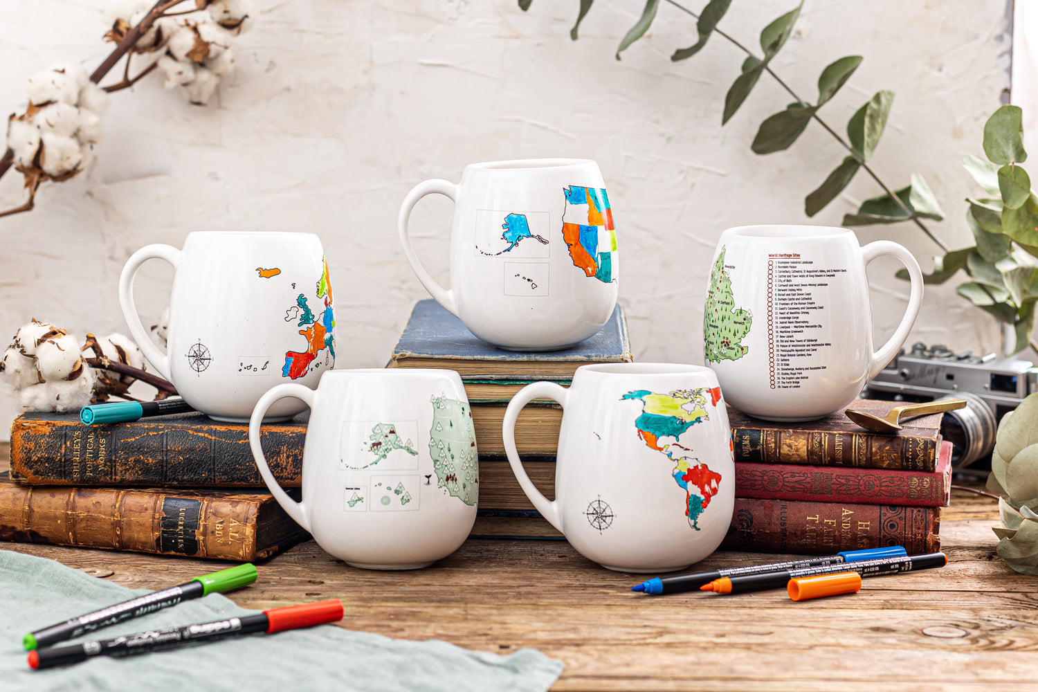 Colour-in mugs and pens